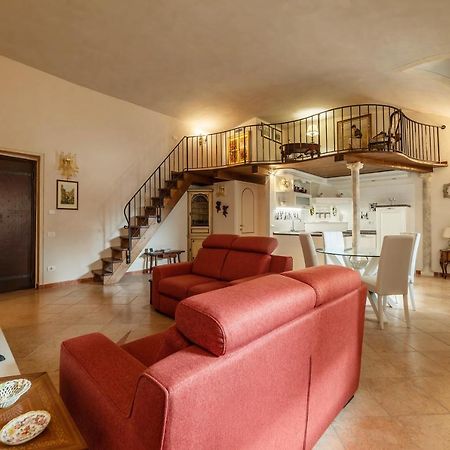 Palazzo Altieri Elegant Apartment Rome Buitenkant foto