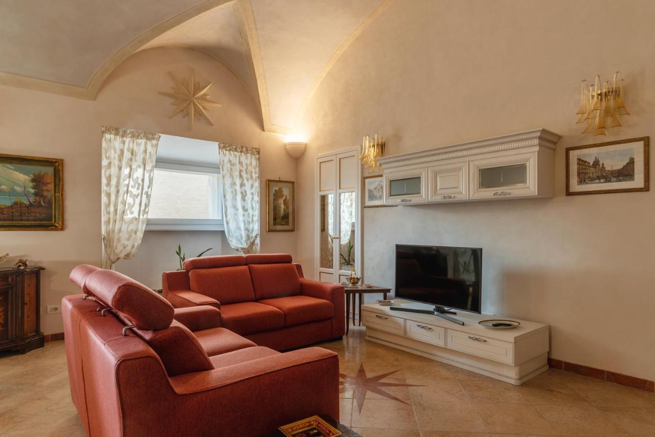 Palazzo Altieri Elegant Apartment Rome Buitenkant foto