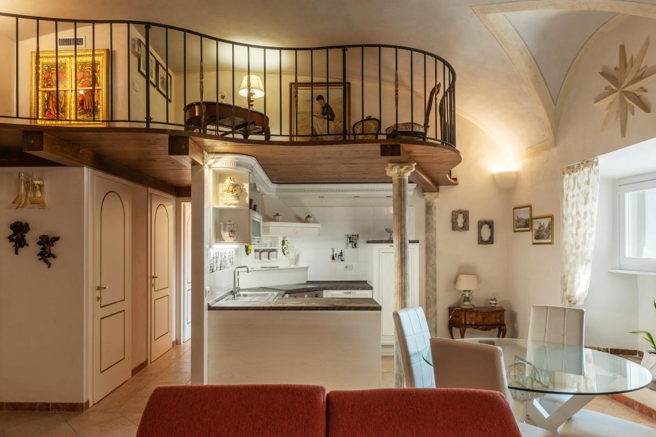 Palazzo Altieri Elegant Apartment Rome Buitenkant foto