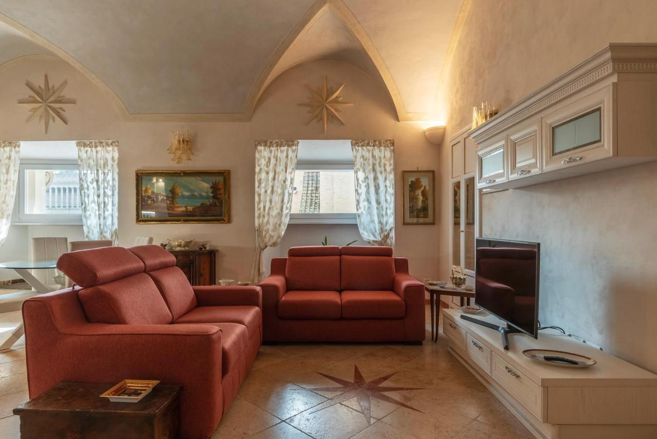 Palazzo Altieri Elegant Apartment Rome Buitenkant foto